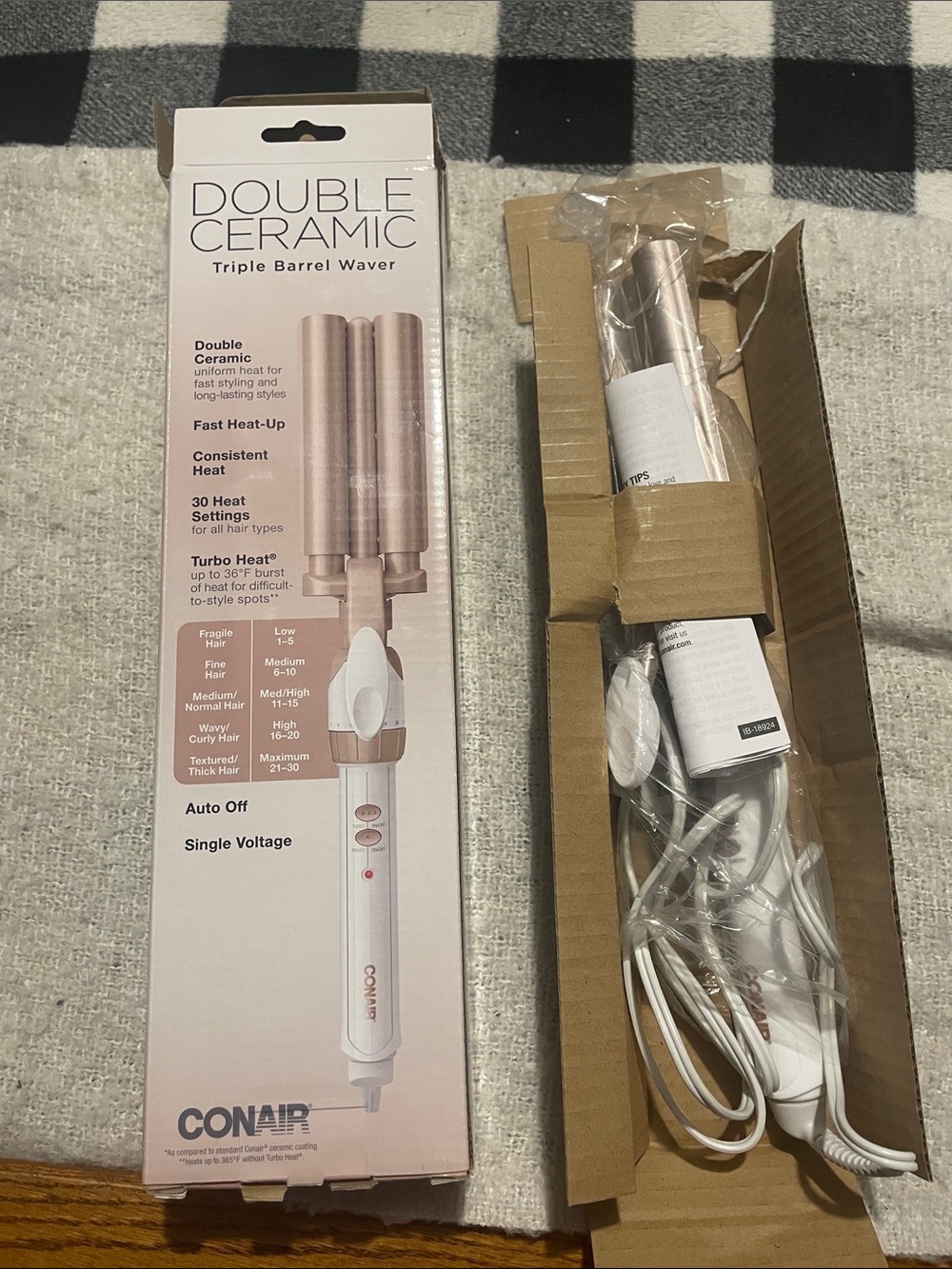 Triple Barrel Hair Waver - Rose Gold and White